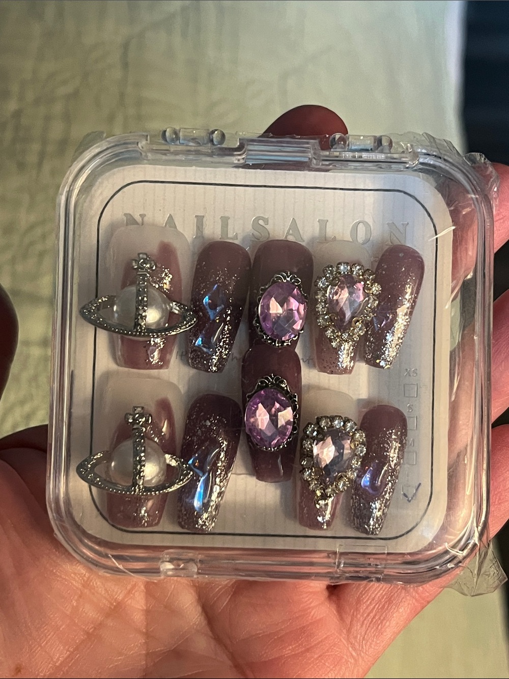 NWT, Saturn nails- Cosmic theme fake nails